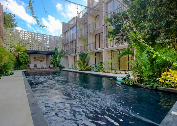 Hotel Alika At Gardens *